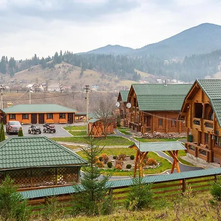 Guest house Gostynnyi Dvir Burkut