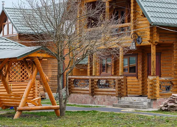 Guest house Gostynnyi Dvir Burkut Verkhovyna