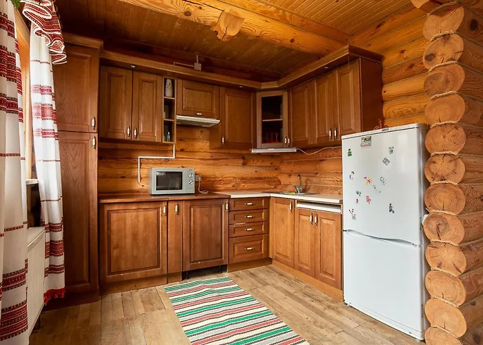 Guest house Gostynnyi Dvir Burkut