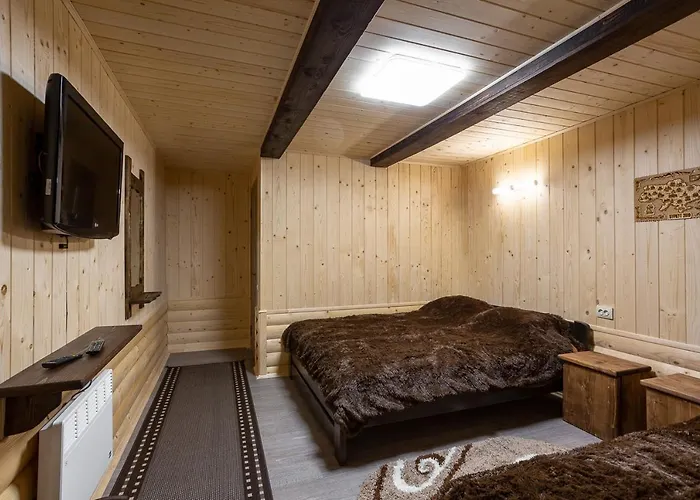 Gostynnyi Dvir Burkut Guest house 4*