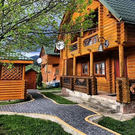 Gostynnyi Dvir Burkut Guest house