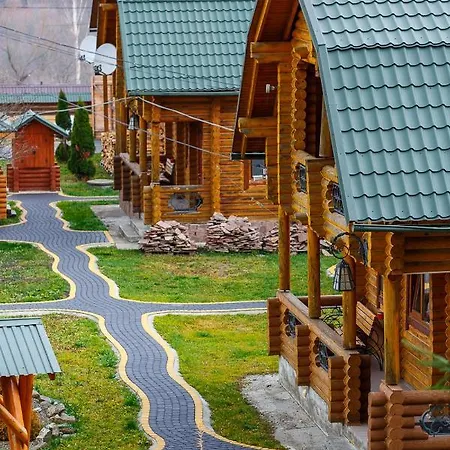 Gostynnyi Dvir Burkut 4* Verkhovyna